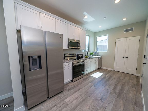 4th image of 3448 Oro Grande Blvd #H