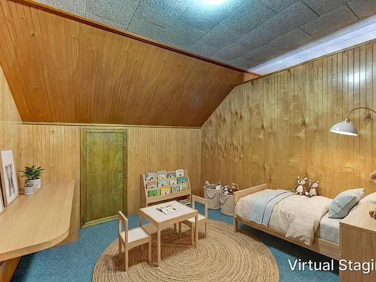 Small second floor bedroom - would be good office too