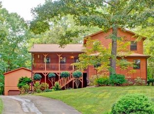 6182 Hill Ct, Acworth, GA 30102