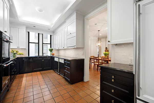 Sold by Corcoran | media 24