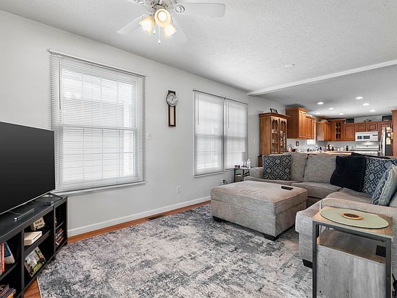 5th image of 12135 N Upper Lakeshore Dr