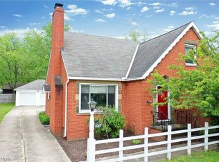 2047 Miramar Blvd, South Euclid, OH 44121