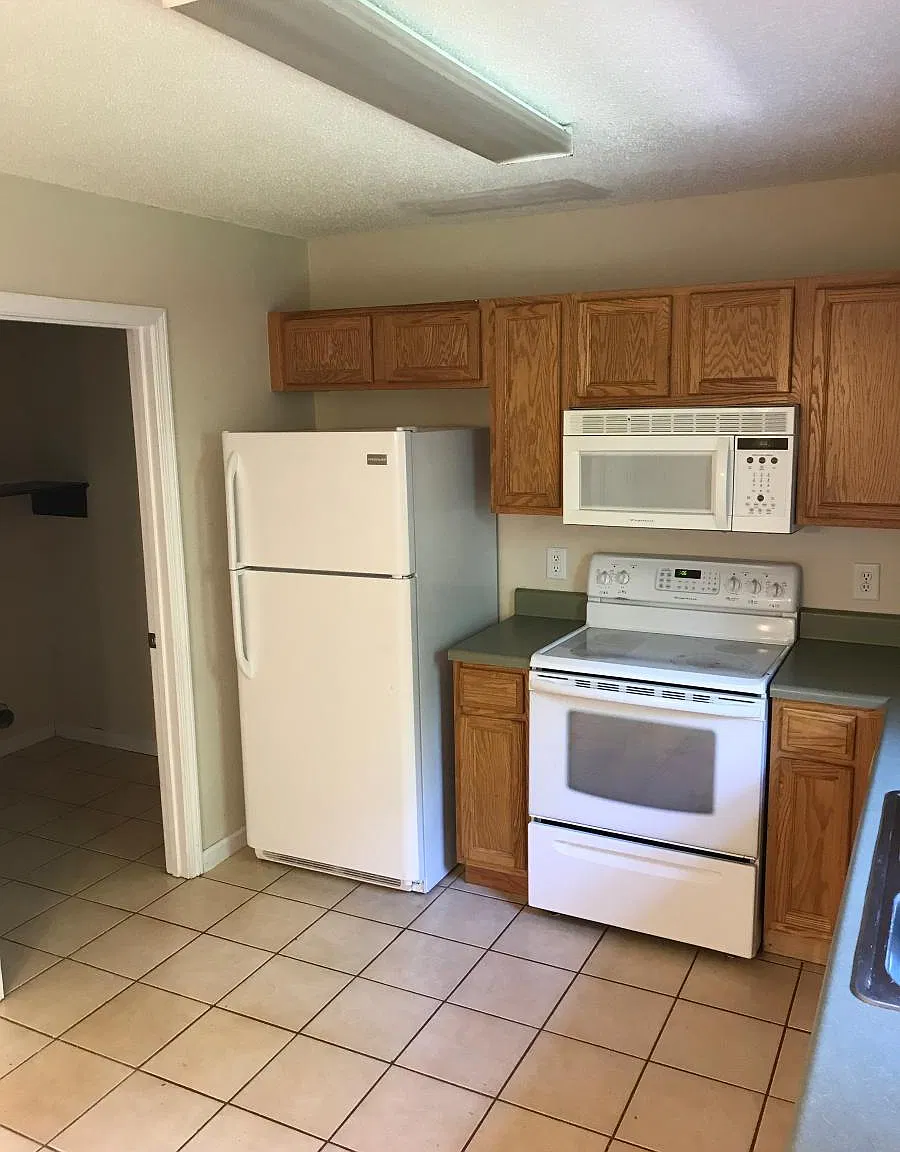 116 Madison Place — Photo 3