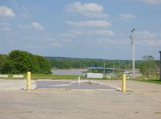 613 S Main St, Eufaula, OK 74432