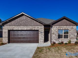 22043 Chancery Ln, Athens, AL 35613