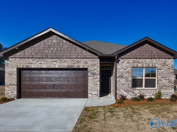 22043 Chancery Ln, Athens, AL 35613