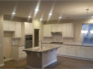 6859 Waterlily Ct, Eastvale, CA 92880