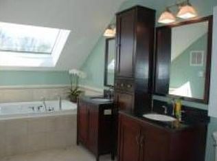 3 Birch Way, Neshanic Station, NJ 08853