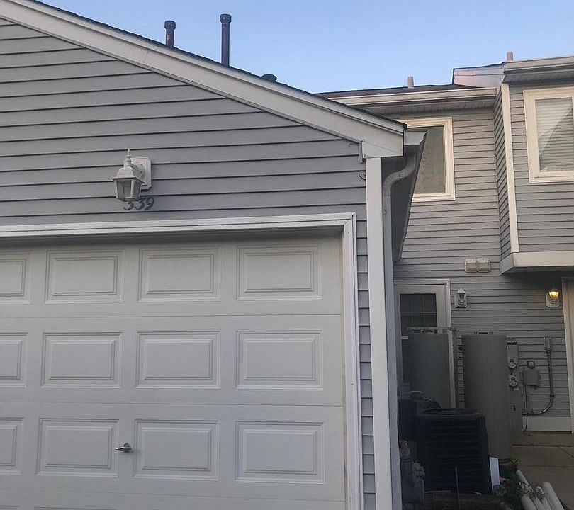 1st image of 339 Meadow Green Ln