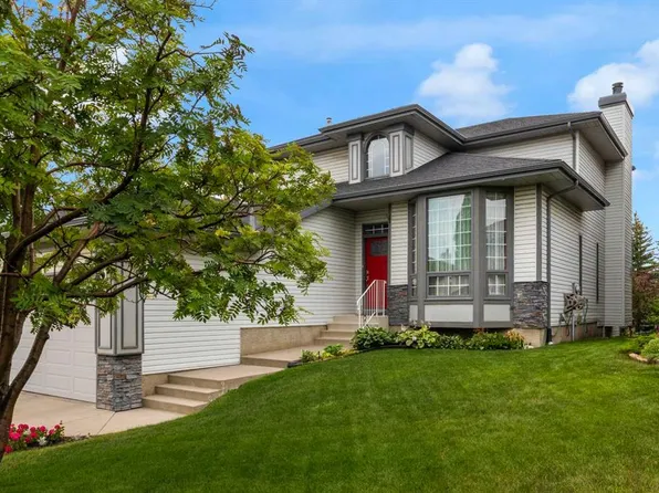 359 NE Schubert Pl NW, Calgary, AB T3L 1X2
