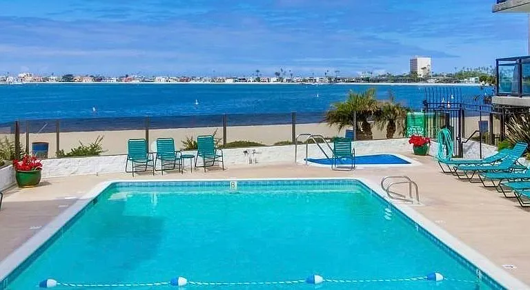 3916 Riviera Dr #408 — Photo 27