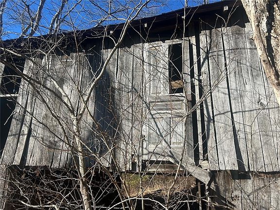 5th image of 7889 Old Highway 16