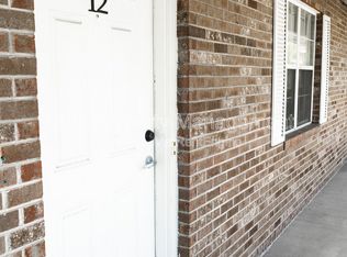 706 E Inskip Dr APT 12, Knoxville, TN 37912