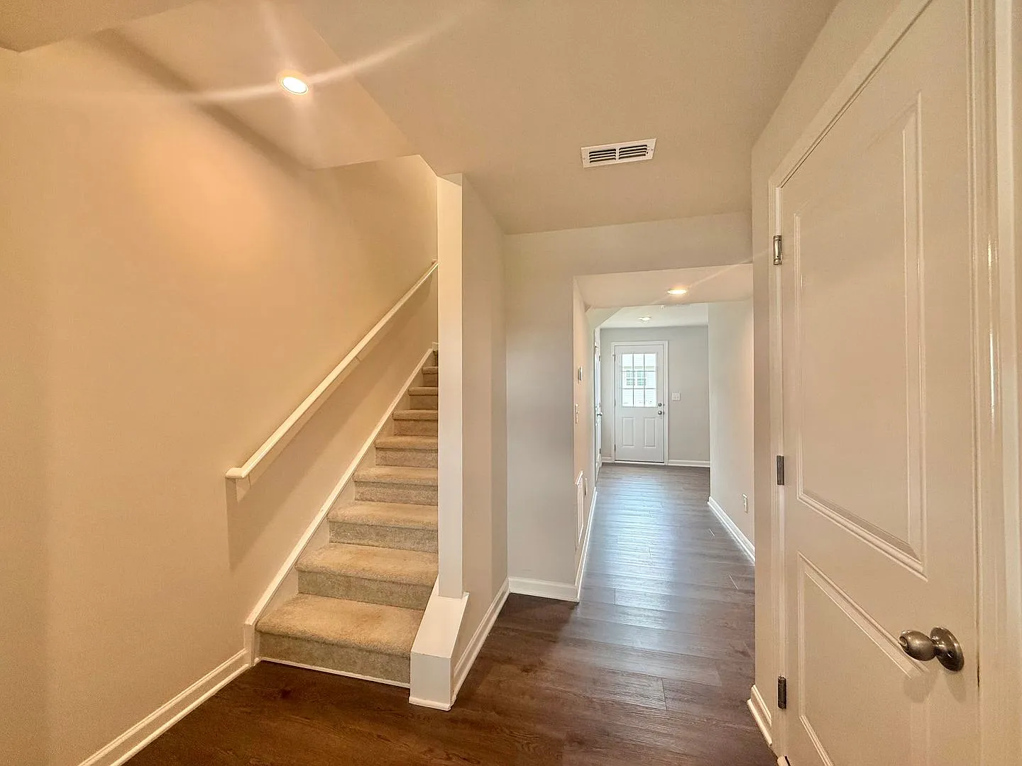 Newly Built 3BD, 2.5BA Wendell Townhome in an HOA Community with Amenities — Photo 2