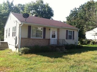 16 N Acres Dr, Greenville, SC 29609