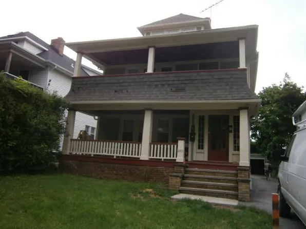 2201 Edgewood Rd #2, Cleveland, OH 44118