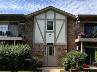 16W535 79th St APT 208, Willowbrook, IL 60527