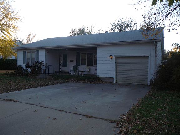 5th image of 917 N 8th St