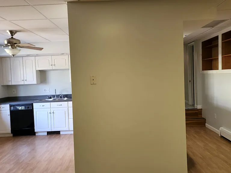 14-16 Hanover St #16B — Photo 3