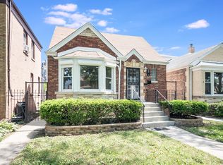 8011 S Artesian Ave, Chicago, IL