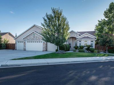 106 N Fairfax Ave, Clovis, CA, 93612