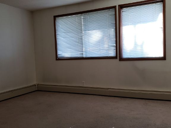 3rd image of 4413 51st Ave #1