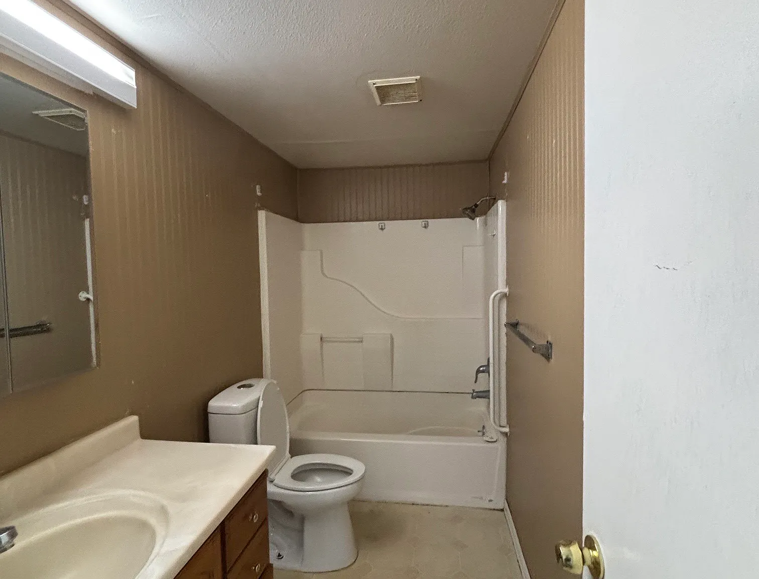 1493 N 1100 E — Photo 3