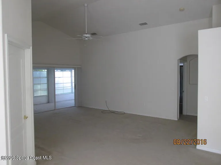 1610 Lago Mar Dr — Photo 8