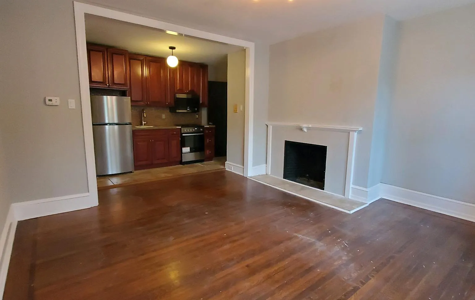 1 bed, 900 sqft, $1,375 — Photo 3
