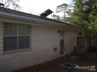 2158 Club House Dr, Lillian, AL 36549
