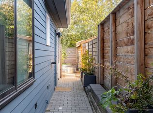 6525 Chapin Pl N #B, Seattle, WA 98103