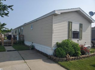 5232 E Broadway Rd #350, Mount Pleasant, MI 48858
