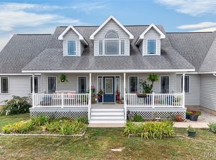271 Pleasant Knoll Rd, Stoutland, MO 65567