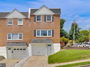 755 Hill Rd, Philadelphia, PA 19128