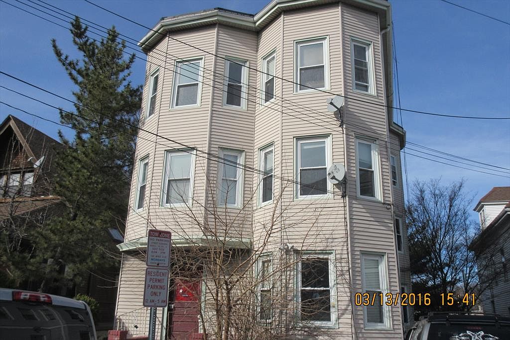 7 Reynolds Ave, Chelsea, MA 02150 Zillow