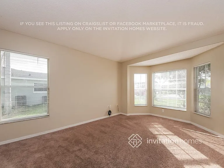 310 Sherborne Ln — Photo 16