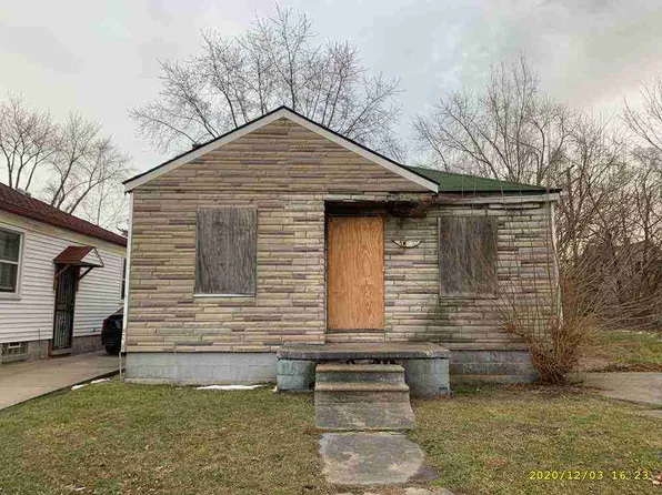 18430 Bloom St, Detroit, MI 48234