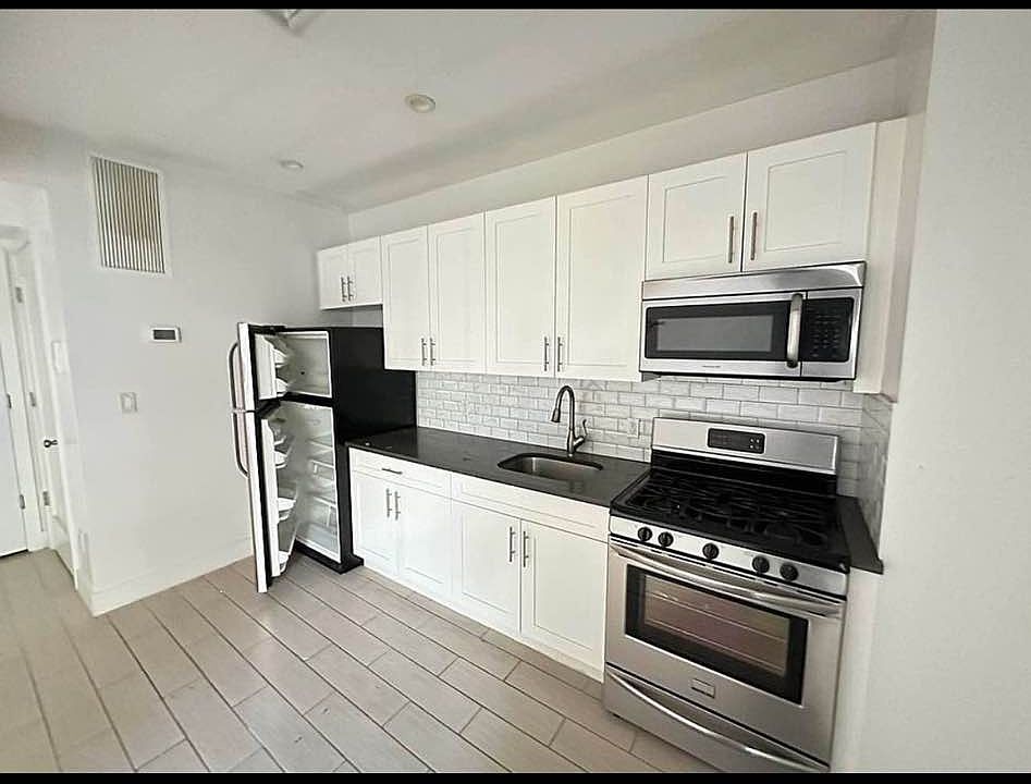 1st image of 21-15 43rd St #1