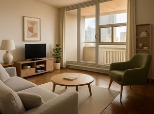 33 Isabella St #2614, Toronto, ON M4Y 2P7
