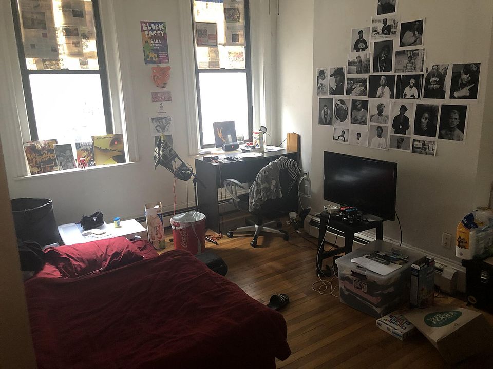 2nd image of 17 Symphony Rd