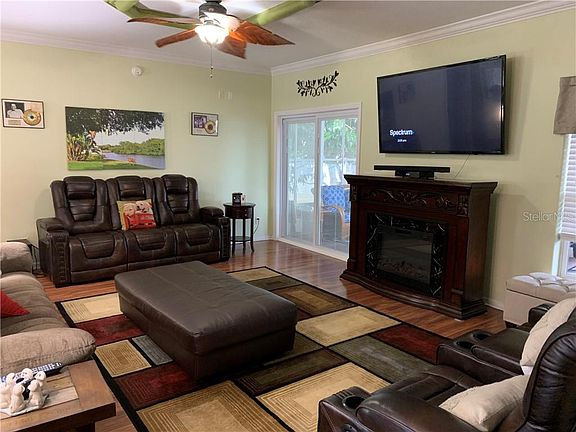 5th image of 6914 Americana Dr NE #168