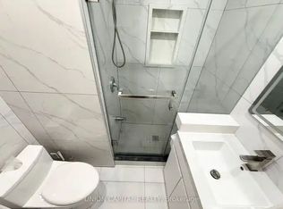 1087 Gerrard St E #1A, Toronto, ON M4M 1Z9