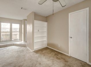 9327 Pagewood Ln, Houston, TX 77063