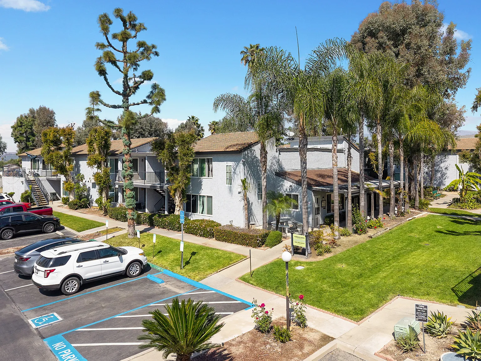 Cambridge Garden Apartments — Photo 2
