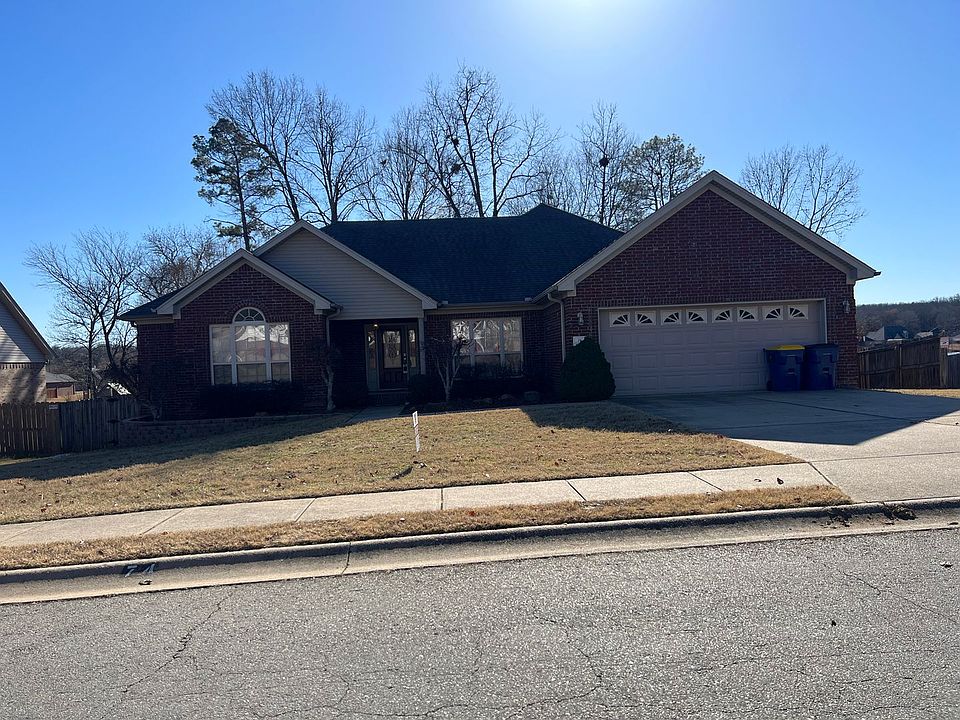 1st image of 74 Lakeland Dr