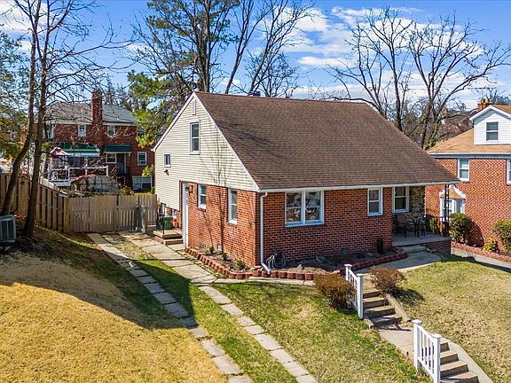 4th image of 726 Nottingham Rd