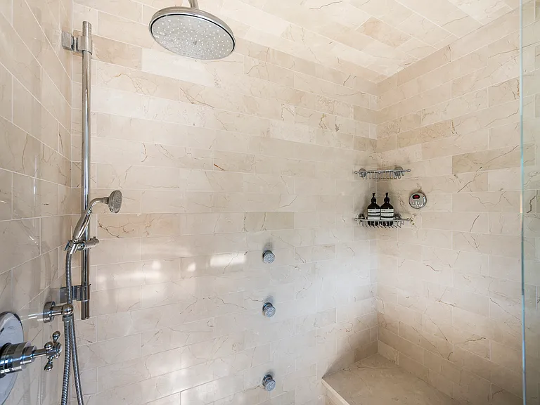 179 Hampton Rd — Photo 13