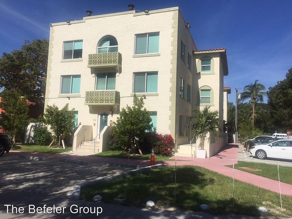 1st image of 1001 W 46th St APT 306