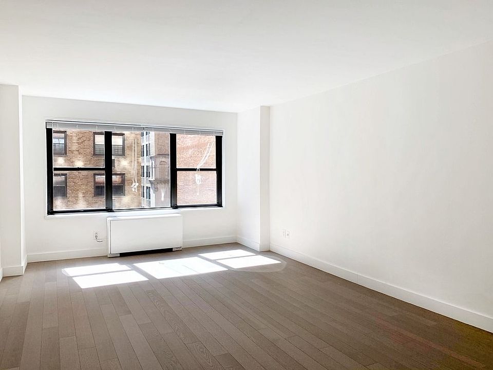 1st image of 120 E 34th St APT 12B