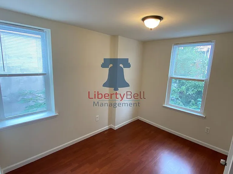 2051 S Salford St — Photo 9